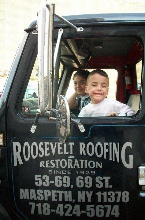 Image of Roosevelt Family in an old business truck